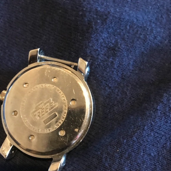 Freeze Diamond Bezel Unisex Watch - Picture 2 of 4